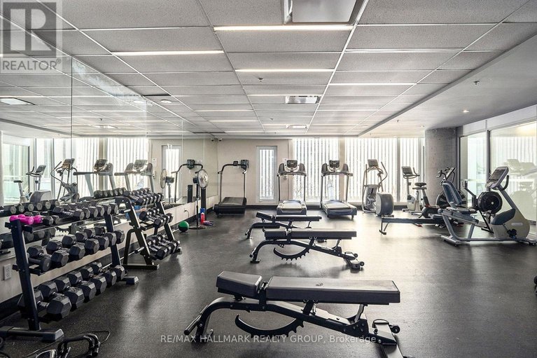 29586669/1502-40-nepean-street/ottawa-centre/ottawa/ontario/K2P0X5_19