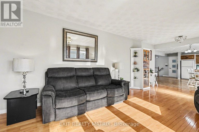 29597745/60-charles-street/north-stormont-finch-twp/north-stormont/ontario/K0A1R0_7