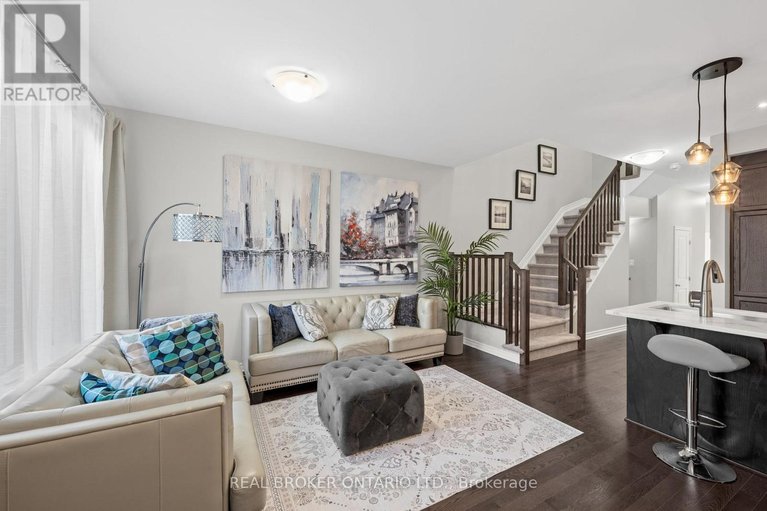 29464895/792-cedar-creek-drive/blossom-parkkemp-parkfindlay-creek/ottawa/ontario/K1T0M6_15