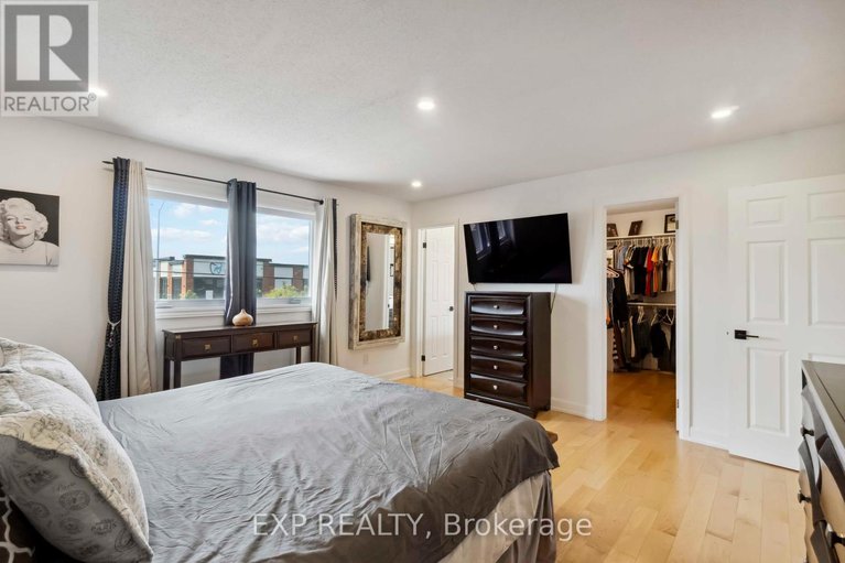 28986879/2092-legrand-crescent/queenswood-heights-south/ottawa/ontario/K1E3T6_15