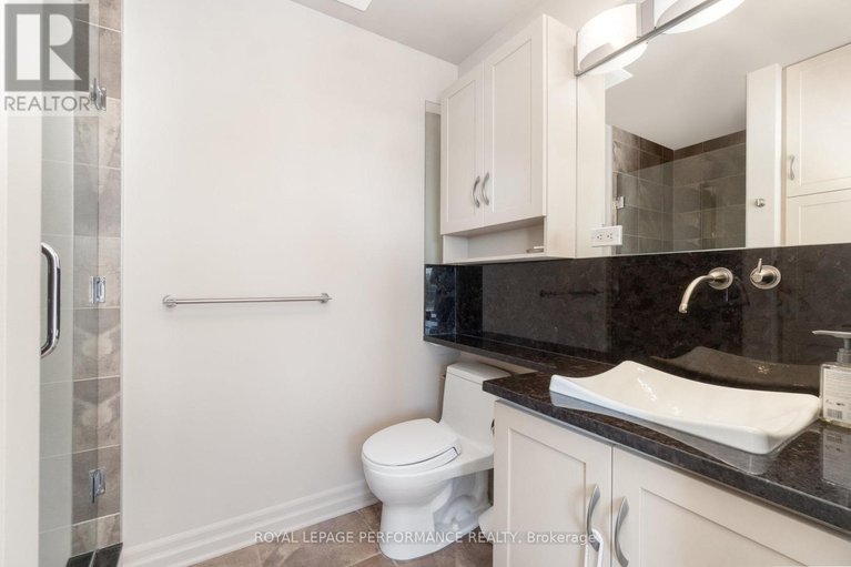 28960479/703-245-kent-street/ottawa-centre/ottawa/ontario/K2P0A5_17