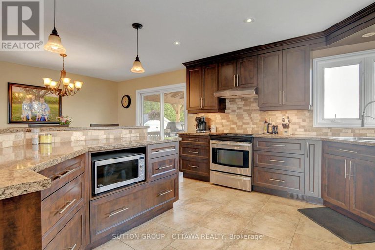 28494300/1887-champlain-street/clarencerockland-twp/clarence-rockland/ontario/K0A1N0_20
