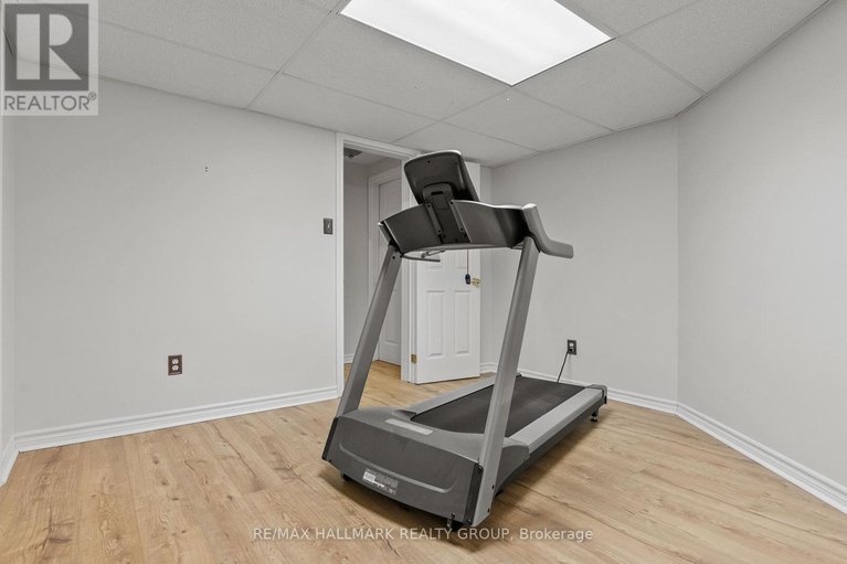 29071250/16-goodfellow-court/fallowfield/ottawa/ontario/K2R1C8_26