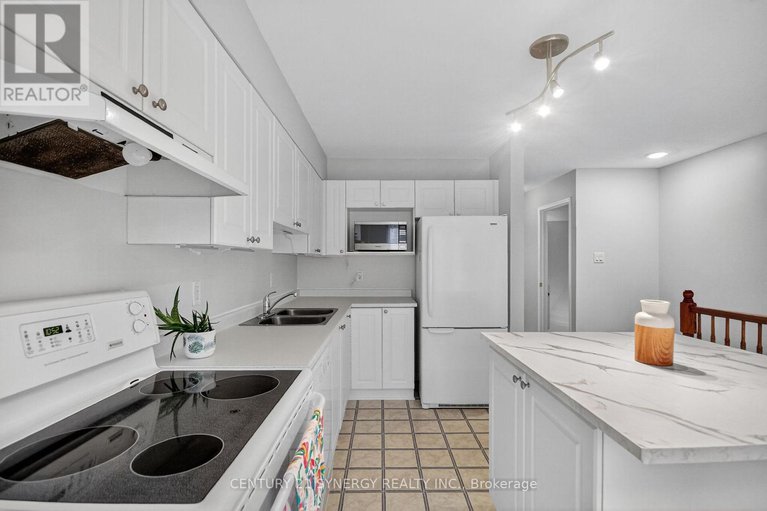 29074489/21-scout-street/central-park/ottawa/ontario/K2C4B9_15