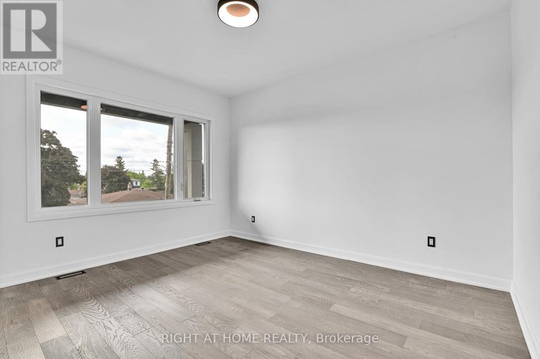 28825536/103-fieldrow-street/meadowlandscrestview/ottawa/ontario/K2G2Y8_29