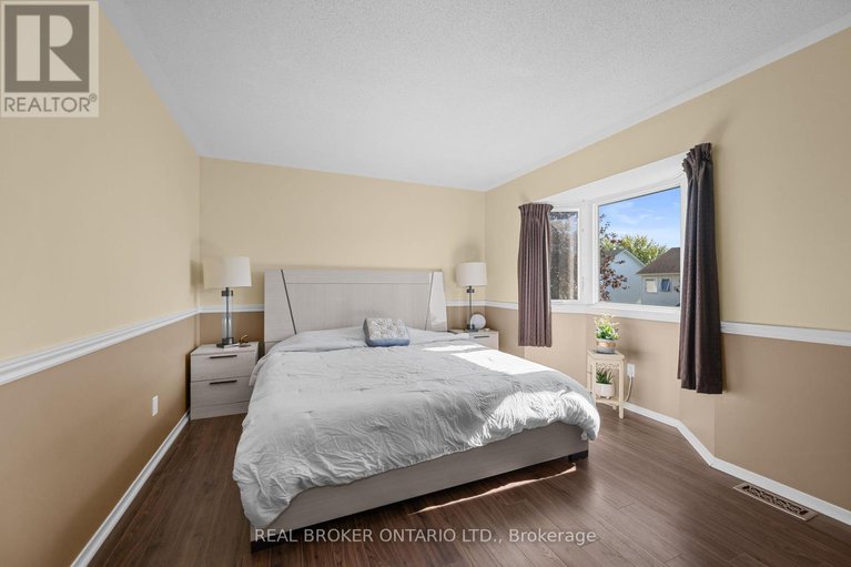 28963282/618-tourelle-drive/fallingbrookgardenway-south/ottawa/ontario/K4A3H4_21