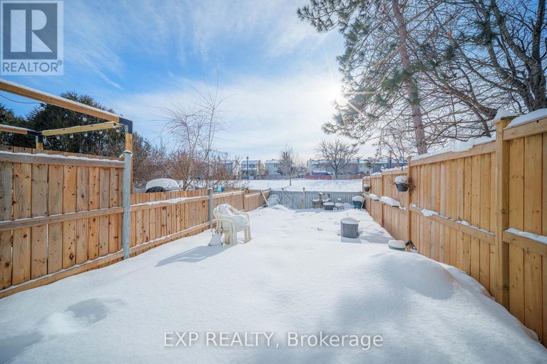 29275904/98-castlegreen-private/hunt-club-parkgreenboro/ottawa/ontario/K1T3N3_25