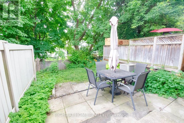 28595701/35-tybalt-crescent/westcliffe-estates/ottawa/ontario/K2H8J6_8