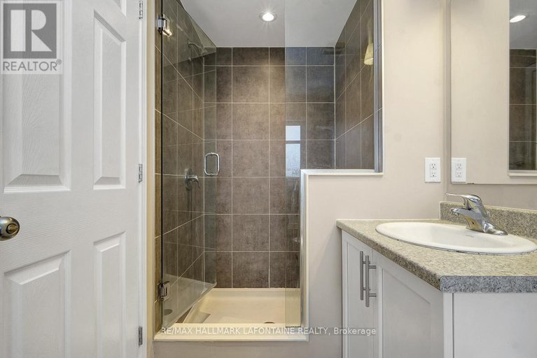 29501569/381-sweetflag-street/longfields/ottawa/ontario/K2J5Y7_27