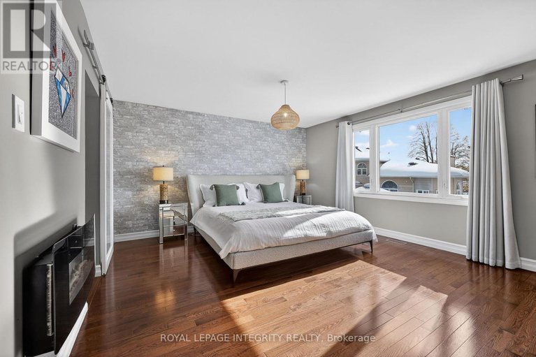 29364107/1380-diane-crescent/fallingbrookridgemount/ottawa/ontario/K4A2N8_25