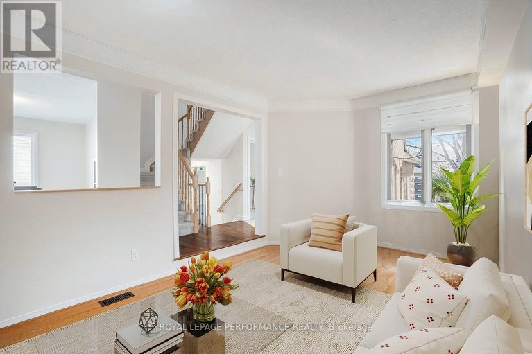 29524227/56-ipswich-terrace/morgans-grantsouth-march/ottawa/ontario/K2K2R3_2