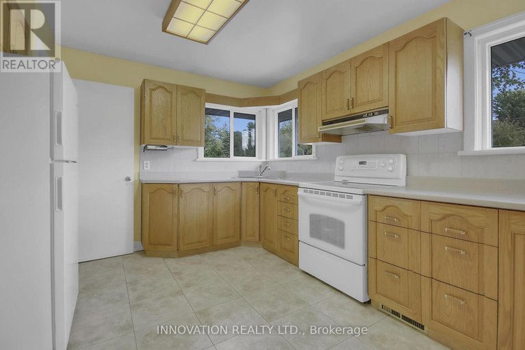 28848805/113-grenfell-crescent-n/grenfell-glen/ottawa/ontario/K2G0G5_14