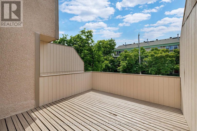 28594235/213-booth-street/west-centre-town/ottawa/ontario/K1R7V4_14