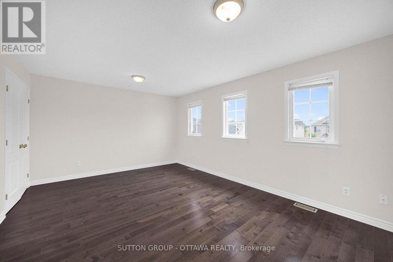 28677639/151-windance-crescent/morgans-grantsouth-march/ottawa/ontario/K2W0A6_32