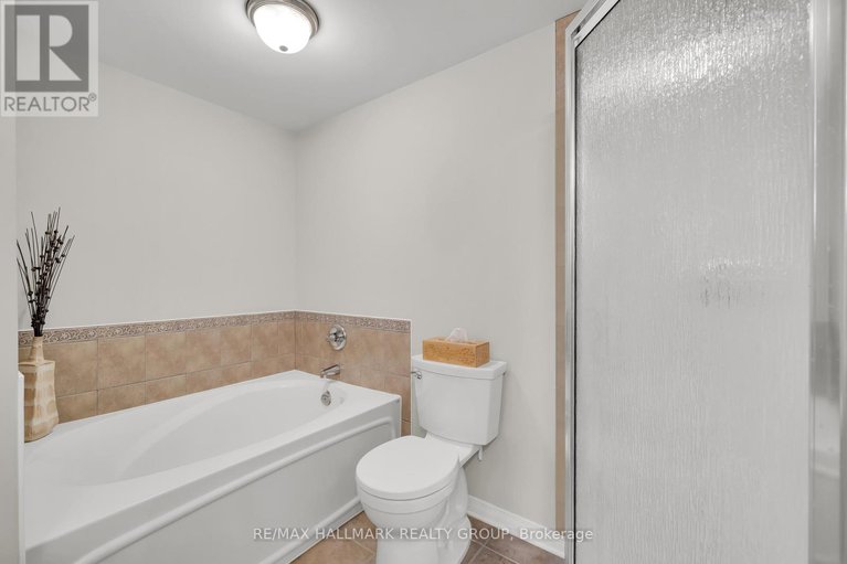 29228644/4-577-reardon-private/heron-gateindustrial-park/ottawa/ontario/K1V2K9_39