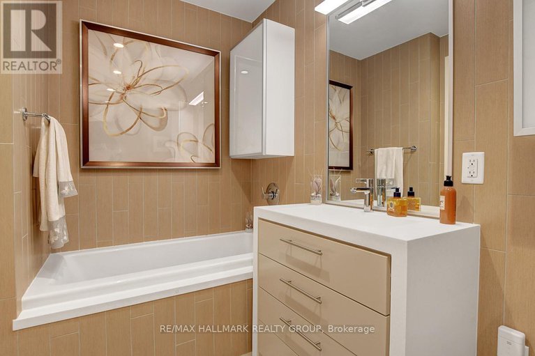 29216247/907-428-sparks-street/ottawa-centre/ottawa/ontario/K1R0B3_25