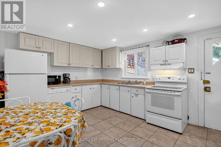 28977057/104-lebreton-street-n/west-centre-town/ottawa/ontario/K1R7H4_7