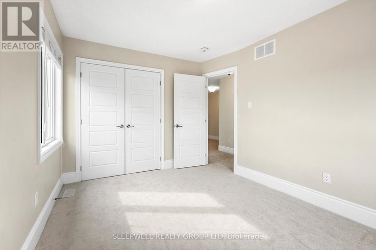 29454147/320-lipizzaner-street/stittsville-south/ottawa/ontario/K2S0X9_31