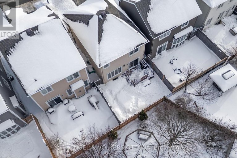 29634185/166-lily-pond-street/emerald-meadowstrailwest/ottawa/ontario/K2M0J5_33