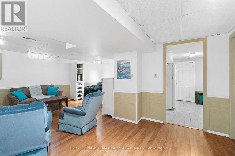 28573380/607-tourelle-drive/fallingbrookgardenway-south/ottawa/ontario/K4A3H5_29