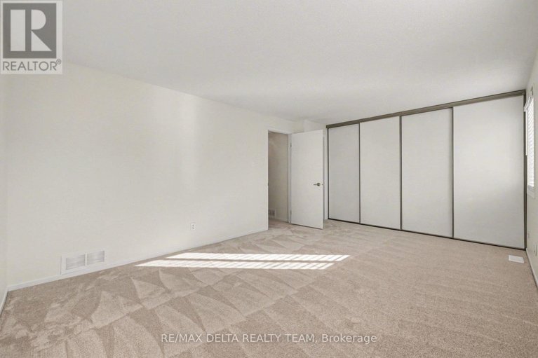 29462005/8a-millrise-lane/centrepointe/ottawa/ontario/K2G5E6_21