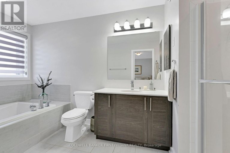 29465691/422-markdale-terrace/riverside-southgloucester-glen/ottawa/ontario/K4M0E2_25