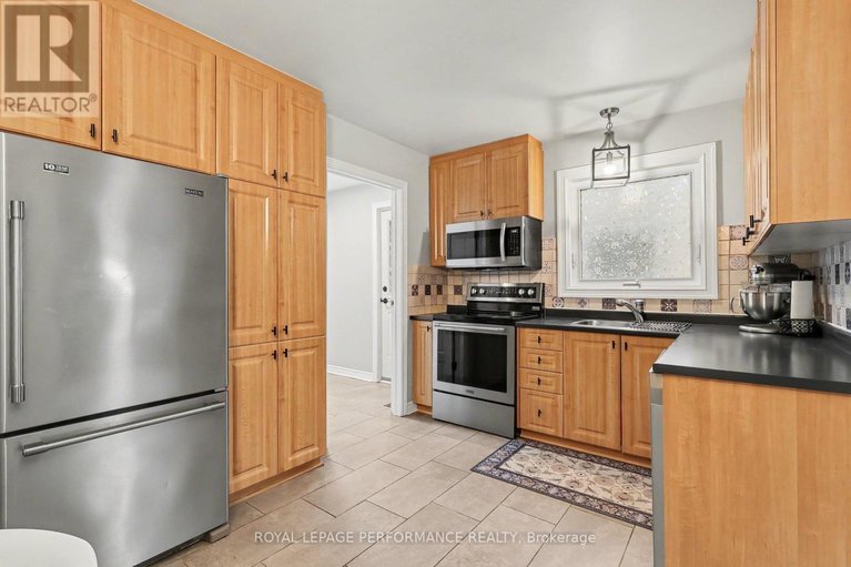 29620280/6417-st-louis-drive/hiawatha-parkconvent-glen/ottawa/ontario/K1C2X9_10