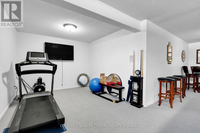 29348349/11-kimberly-avenue/north-grenville-twp-kemptville-east/north-grenville/ontario/K0G1J0_40