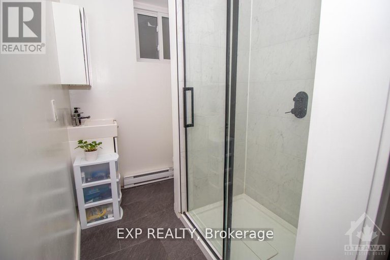 28527991/1-244-charlotte-street/sandy-hill/ottawa/ontario/K1N8L3_20