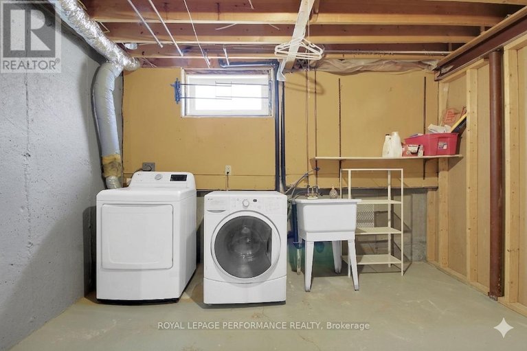 29638875/110-1770-cabaret-lane/fallingbrookpineridge/ottawa/ontario/K4A2G1_40