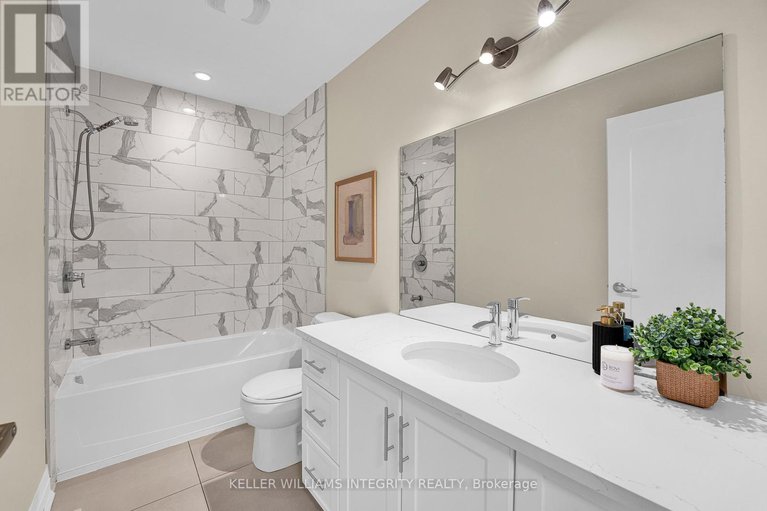 28496867/a-251-glynn-avenue/overbrookcastle-heights/ottawa/ontario/K1K1S2_44