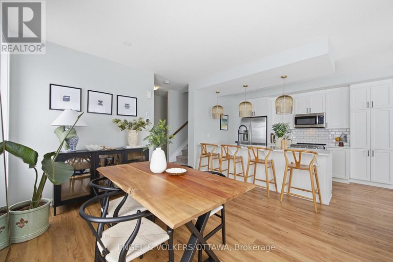 29401223/138-visor-private/emerald-meadowstrailwest/ottawa/ontario/K2V0S6_22