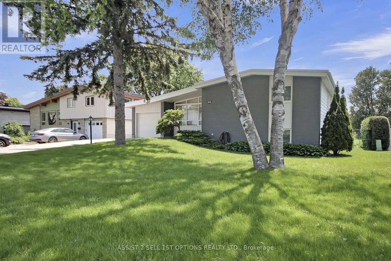 28421718/64-sullivan-avenue/meadowlandscrestview/ottawa/ontario/K2G1V2_2