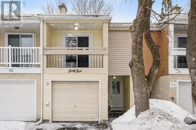 29395615/44-tybalt-crescent/westcliffe-estates/ottawa/ontario/K2H8J5_1