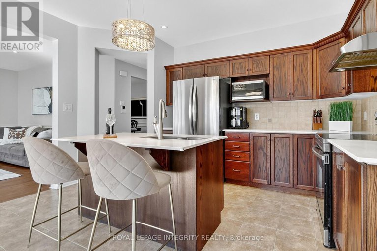 28953094/347-tucana-way/stonebridge/ottawa/ontario/K2J0Z8_16