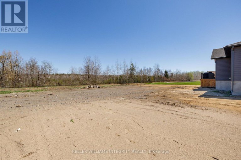 28244379/106-maplestone-drive/north-grenville-twp-kemptville-east/north-grenville/ontario/K0G1J0_25