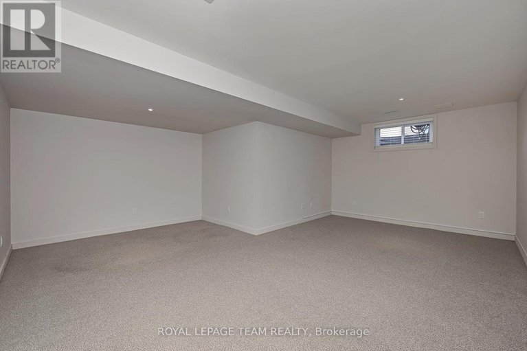 28811233/522-borbridge-avenue/riverside-southgloucester-glen/ottawa/ontario/K4M0H9_39