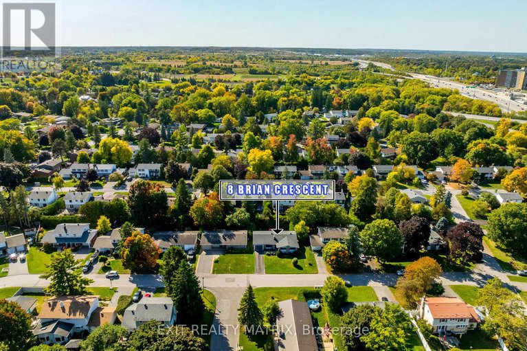 28932484/8-brian-crescent/bruce-farmgraham-parkqualicumbellands/ottawa/ontario/K2H6X3_40