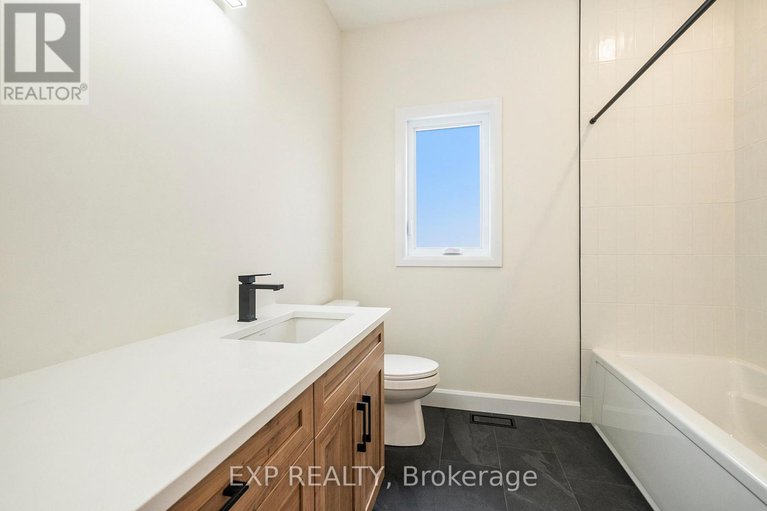 29127948/162-danika-street/clarencerockland-twp/clarence-rockland/ontario/K0A2A0_20