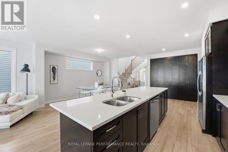 29330579/162-lumen-place/orleans-village/ottawa/ontario/K1W0T1_15