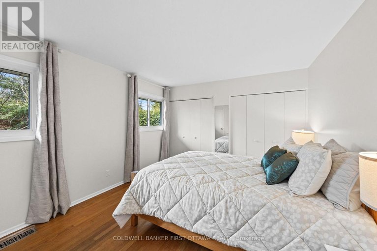 29663653/54-evergreen-drive/lynwood-village/ottawa/ontario/K2H6C9_23