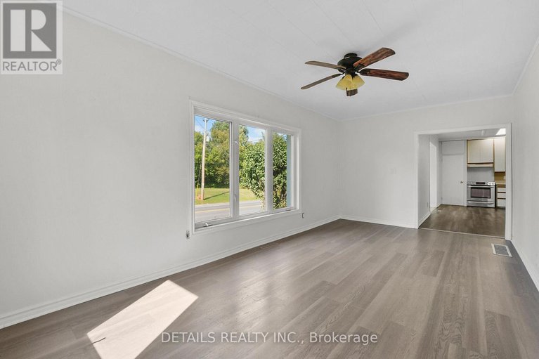 28845857/1688-russell-road/clarencerockland-twp/clarence-rockland/ontario/K0A1E0_8