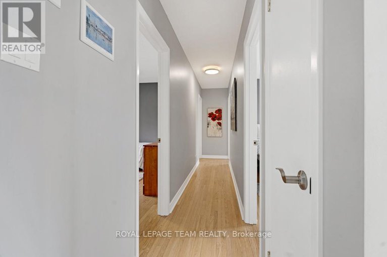 29263436/3-roberta-crescent/pheasant-run/ottawa/ontario/K2J1G5_37