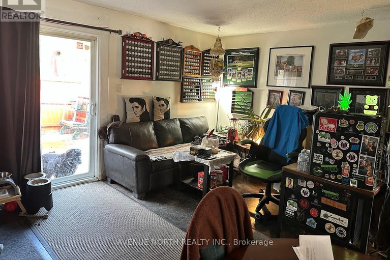 29441507/20-1448-foxwall-street/pineview/ottawa/ontario/K1B5J5_5