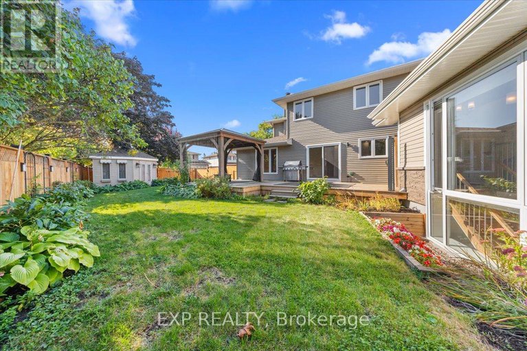 29294454/18-ivylea-street/craig-henrywoodvale/ottawa/ontario/K2G4X5_44