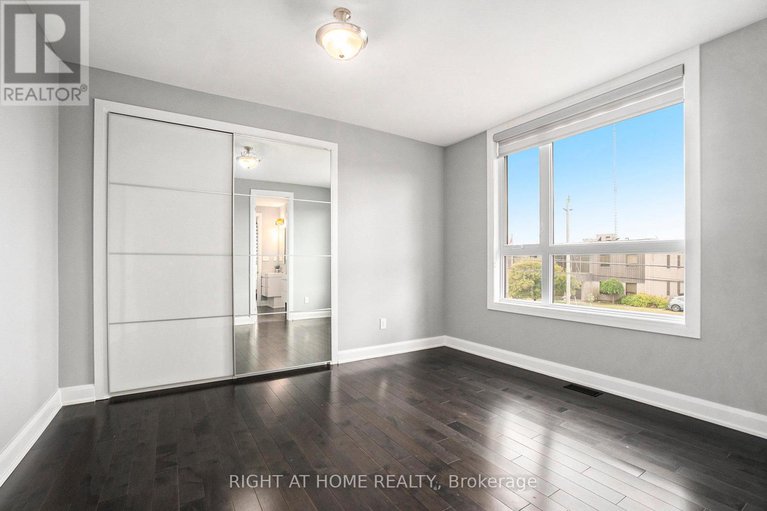 28794756/17-rideau-heights-drive/rideau-heightsrideau-river/ottawa/ontario/K2E7A7_25