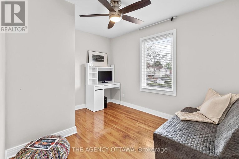 28490663/659-alesther-street/overbrookcastle-heights/ottawa/ontario/K1K1H8_15