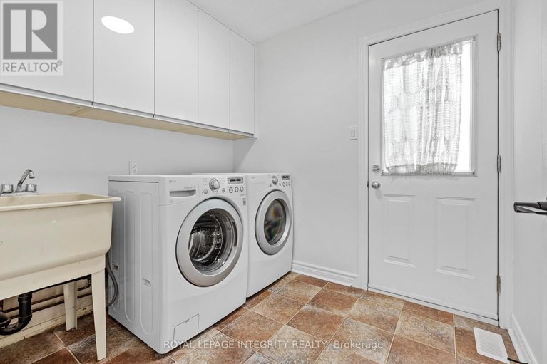 29579805/6368-viseneau-drive/chateauneuf/ottawa/ontario/K1C2J2_13