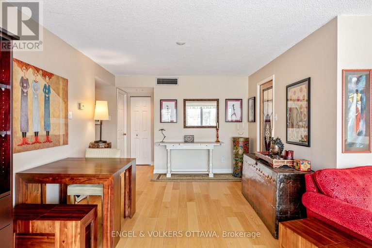 29256461/103-555-wilbrod-street/sandy-hill/ottawa/ontario/K1N5R4_9