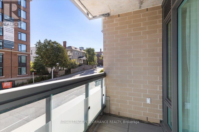 28882624/213-238-besserer-street/sandy-hill/ottawa/ontario/K1N6B1_14